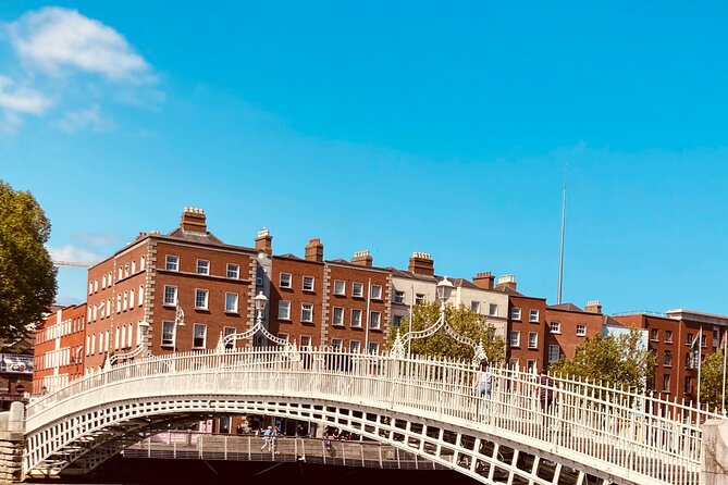 Small Group-Dublin Walking Tours - O’Connell Bridge and the memory of 1916