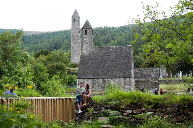 (Small Group) Shore Tour from Dublin:Dublin Highlights and Glendalough Day Trip - Wicklow: a scenic road before the ruins
