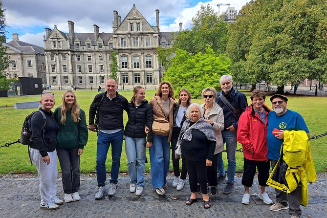 St Patrick's Cathedral, Book of Kells and Dublin Castle Tour - A quick stop with Molly Malone