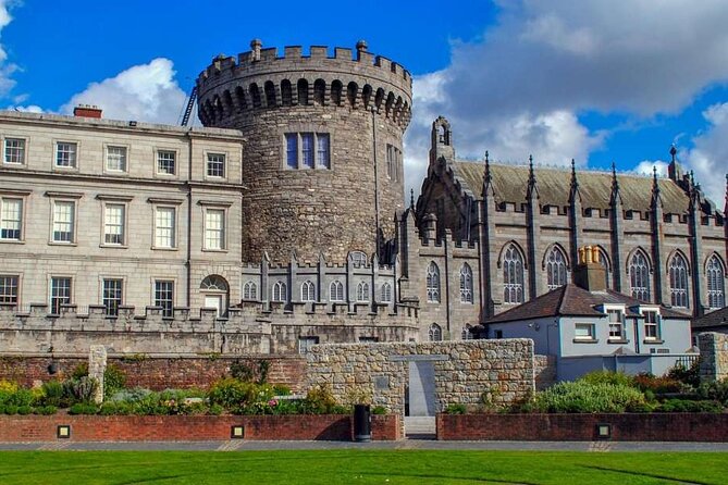 St Patrick's Cathedral, Book of Kells and Dublin Castle Tour - Who should book this Dublin tour?