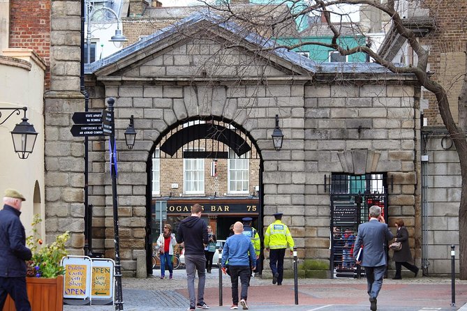 The Best of Dublin - Highlights and Hidden Corners - Cathedral views and Dublin’s medieval character