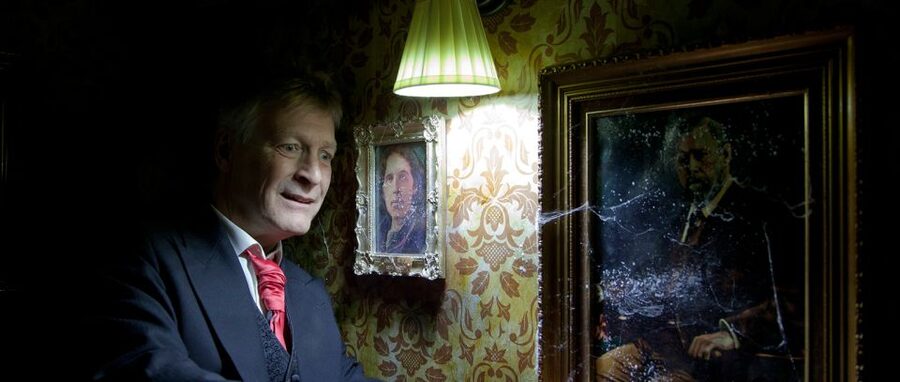 The Dublin Ghostbus Tour - Dublin’s darker stories from a live guide
