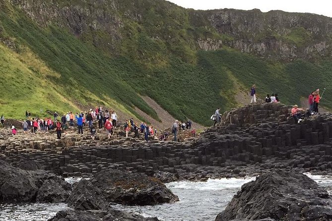 The Giant's Causeway, Dunluce Castel and Belfast - Spanish guide - A full Northern Ireland day from Dublin