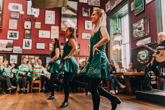 The Irish Dance Party in Dublin - The music sets the tone