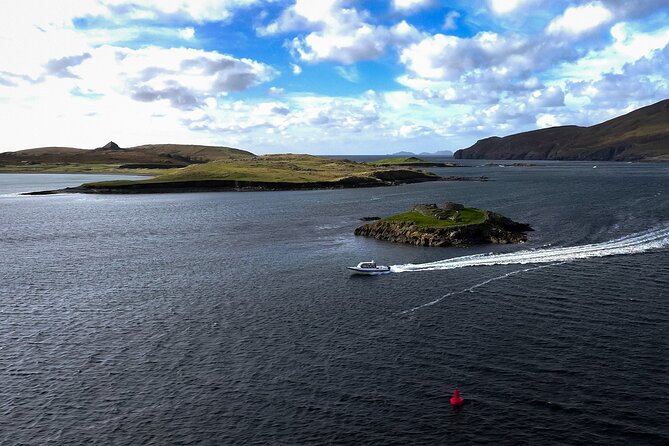 The Valentia Island Experience - Valentia Lighthouse and the open sea
