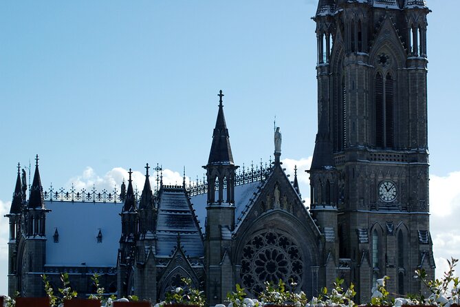 Titanic Trail Guided Walking Tour Cobh - The walk to St. Colman’s Cathedral