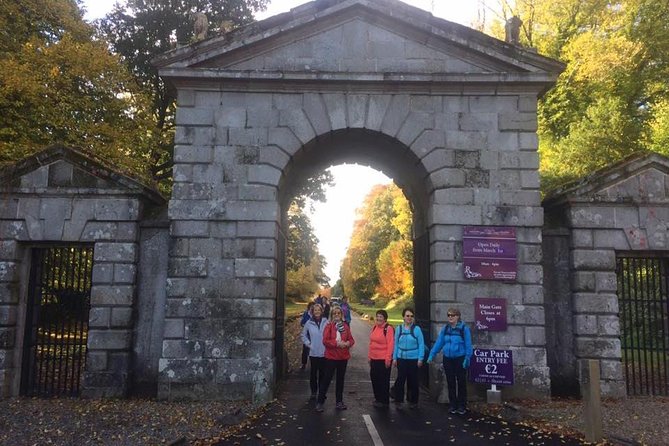 Tour Wicklow Mountains National Park in a limo with private guide - A guide who shapes the day
