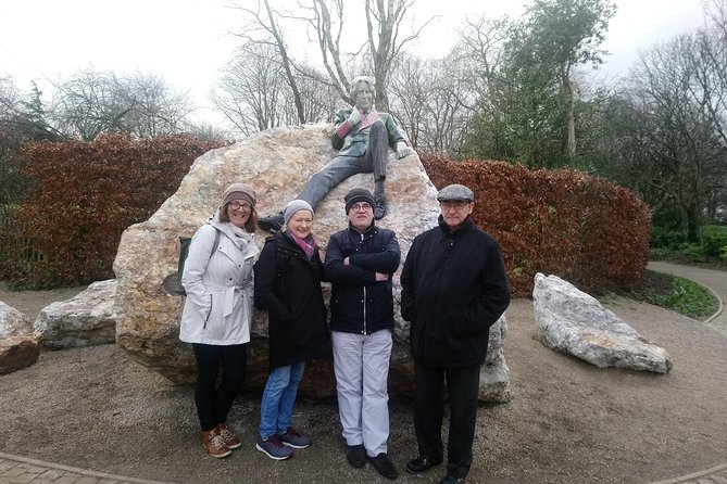 Walking tour in Merrion Square Park with a pint of Guinness Dublin Rogues Tour - Who will enjoy this walk most