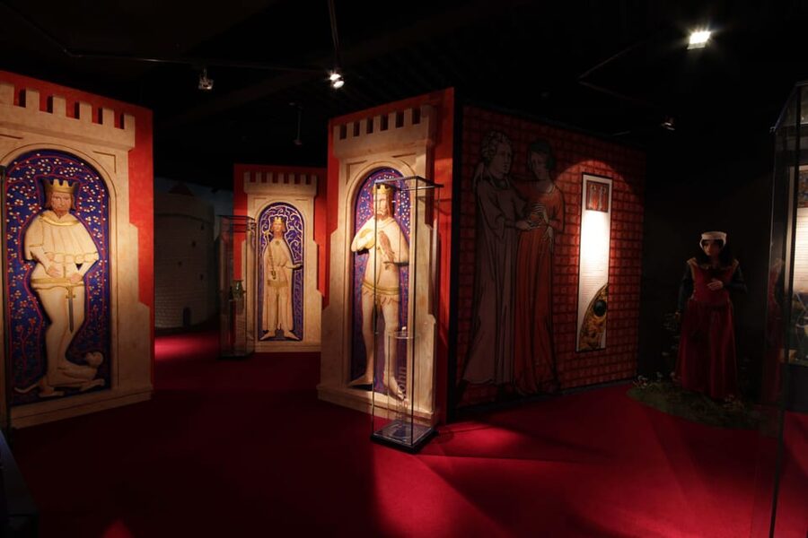 Waterford Treasures: Medieval Museum Entry Ticket - Guided tour or self-guided visit?