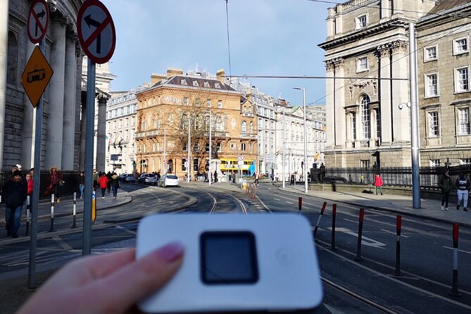 WiFicandy Portable WiFi Rental with Unlimited Data - The airport pickup and return routine