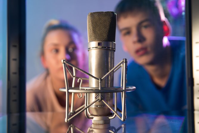 Windmill Lane Recording Studios - Visitor Experience - Meet the virtual band and mix your own session